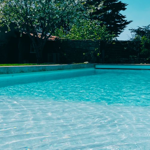 Piscine à debordement Noirmoutier - GreenGardens pisciniste sur noirmoutier